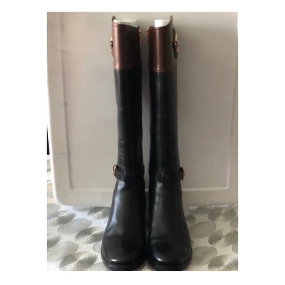 Michael Kors boots - Picture 2 of 7